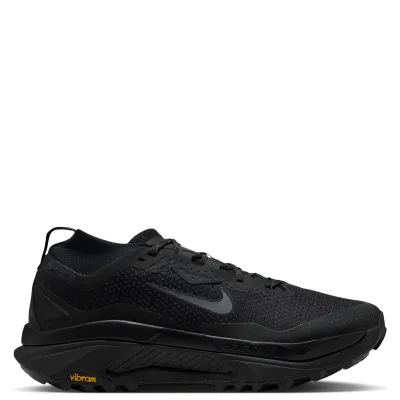 Outer side view of the black Nike ACG Zegama Trail GORE-TEX with an anthracite Swoosh and Vibram outsole.