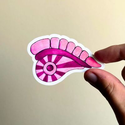 Luzzu Eye Clear Sticker