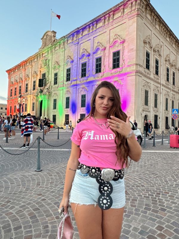 Ħamalla &amp; Ħamallu T-Shirts