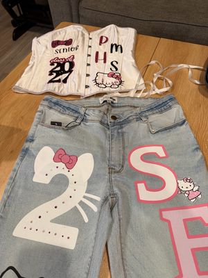Senior Jeans/Senior Outfits