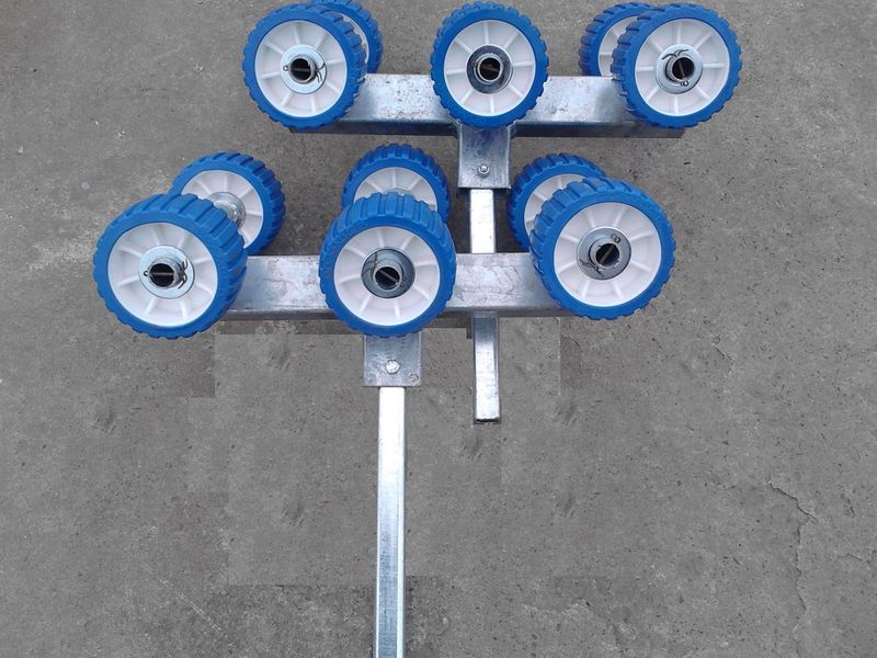 Boat trailer roller carriages (pair of six rollers)