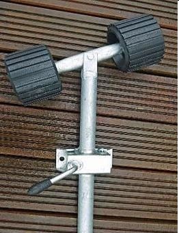 Boat Trailer Ribbed Rollers On 34mm Stem And Clamp