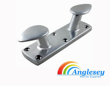 Aluminium raked mooring bollard