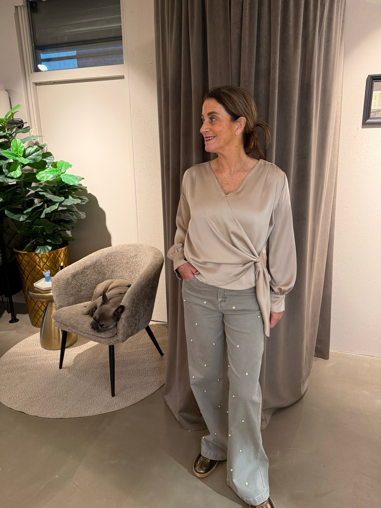 Esther overslag blouse beige