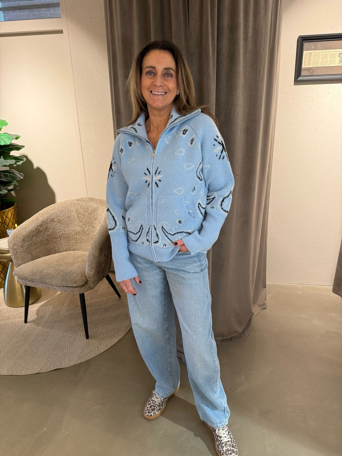 Maeve vest baby blue