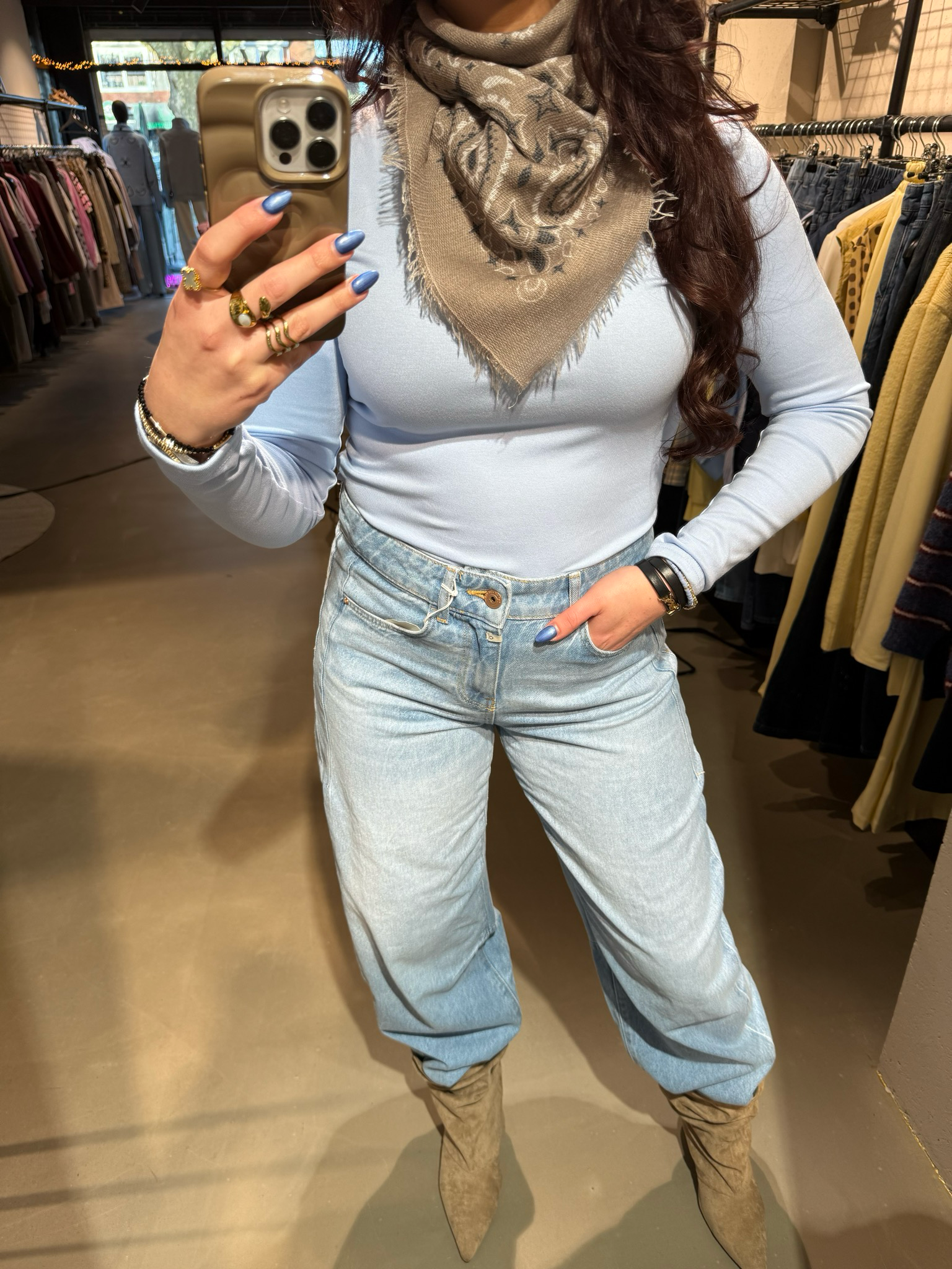 Cherryl longsleeve baby blue