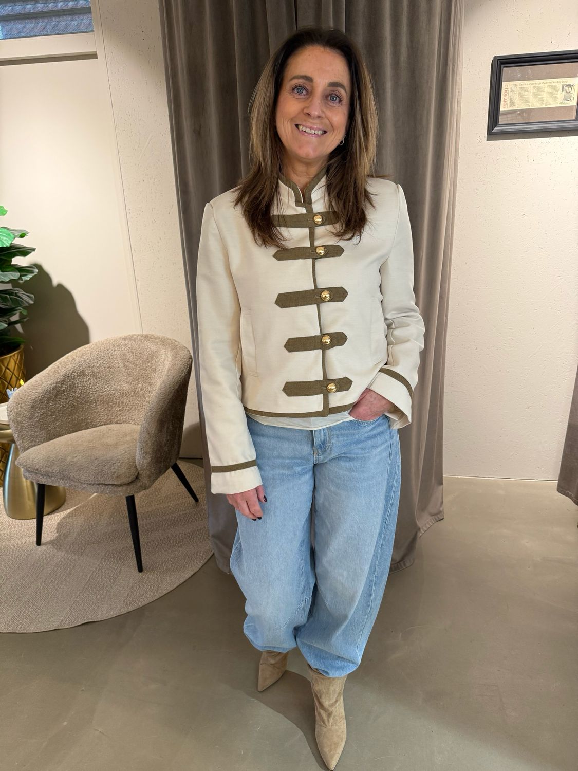 Aya uniform jacket off-white Aya uniform jacket off-white