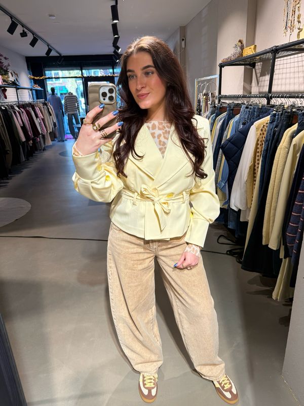 Suze korte blazer met strik