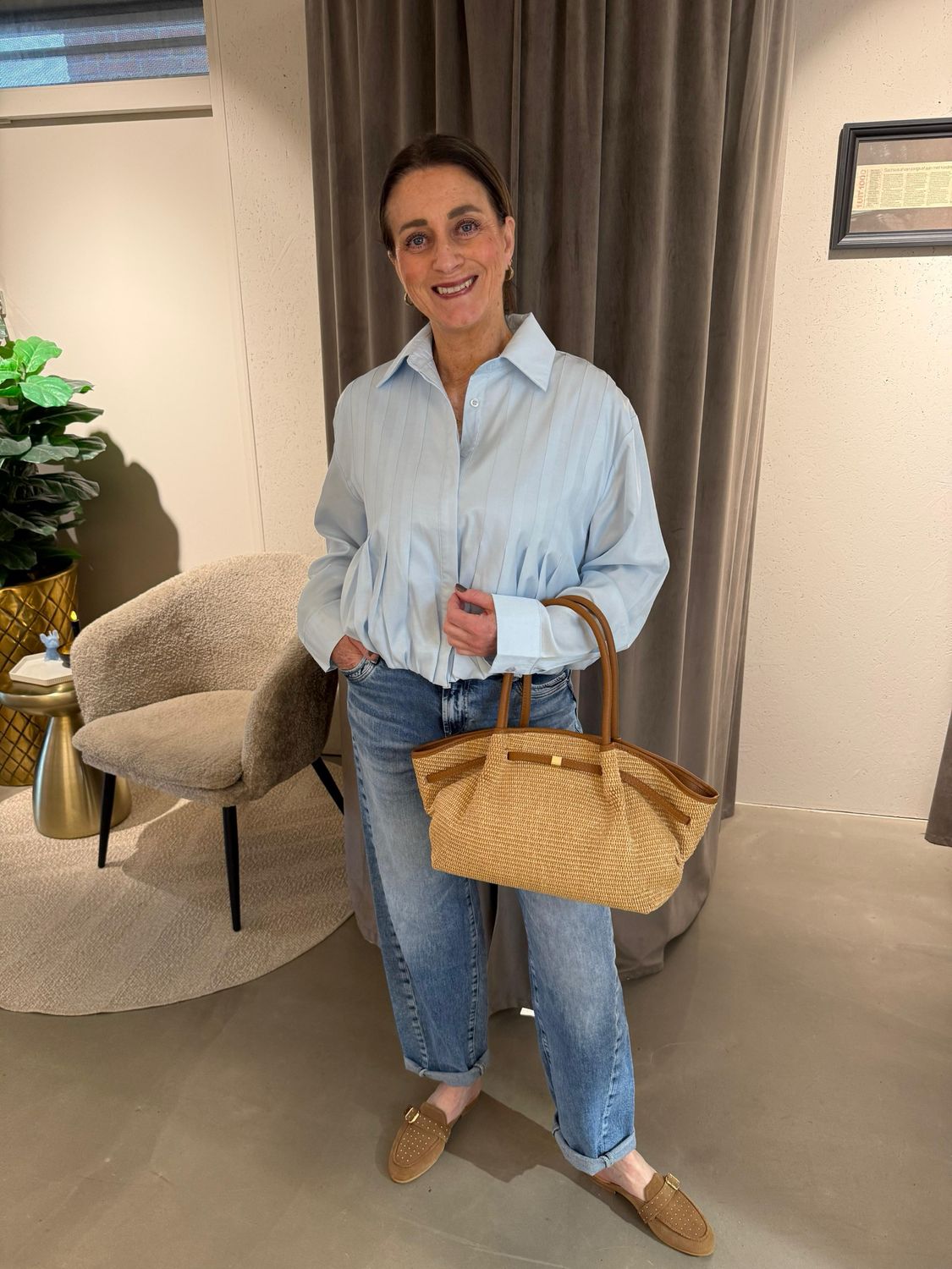 Noor baby blue blouse, cropped Noor baby blue blouse, cropped