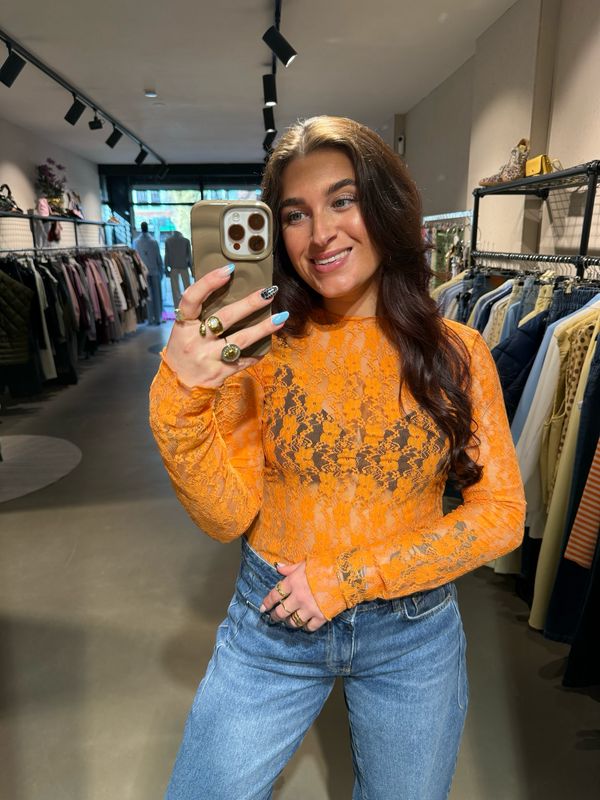 Lucy lace top oranje