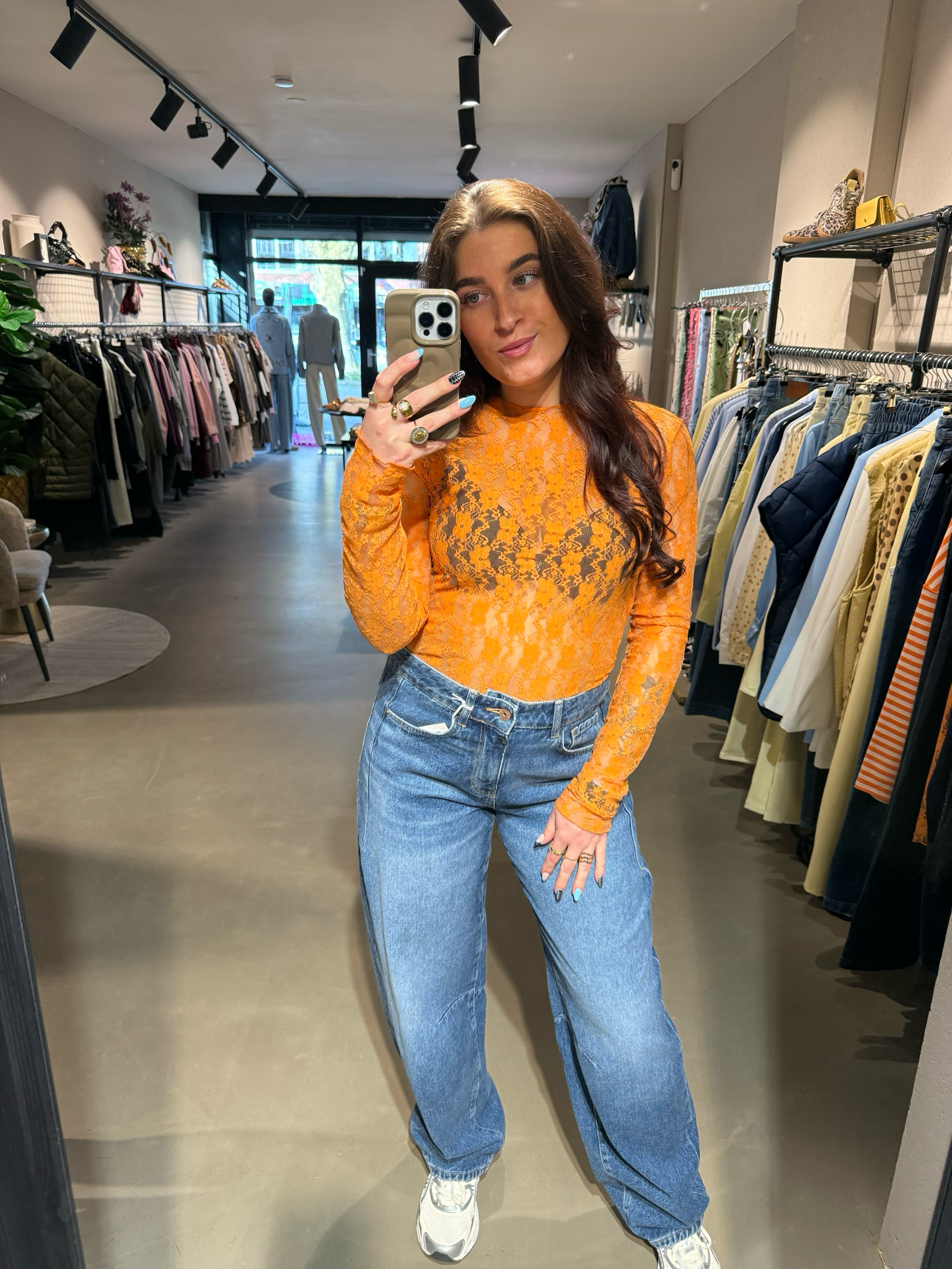 Lucy lace top oranje