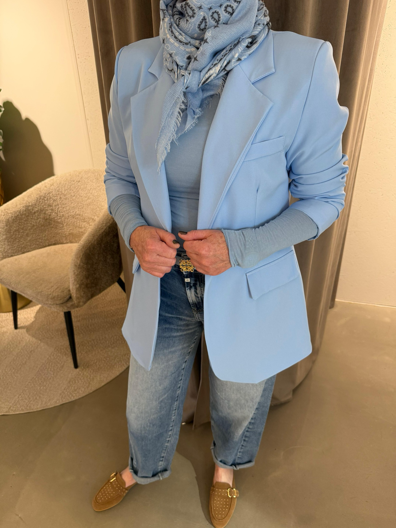 Lisette blazer baby blue