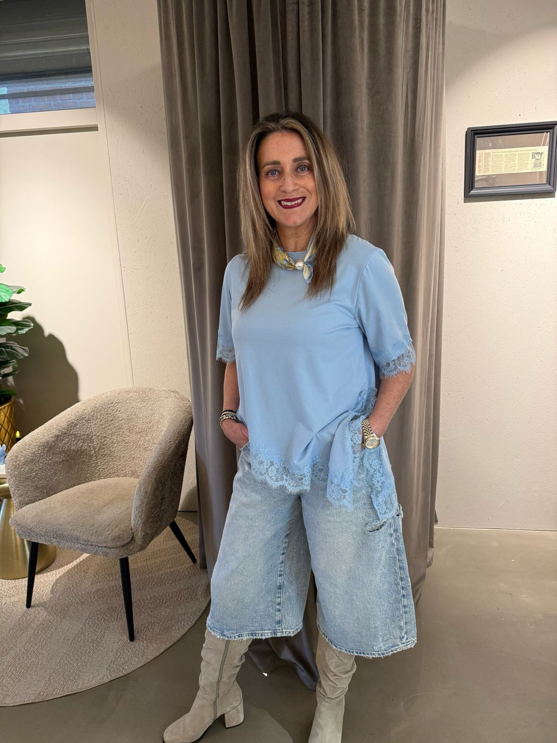 Lois baggy stretch jort/bermuda side cut Lois baggy stretch jort/bermuda side cut