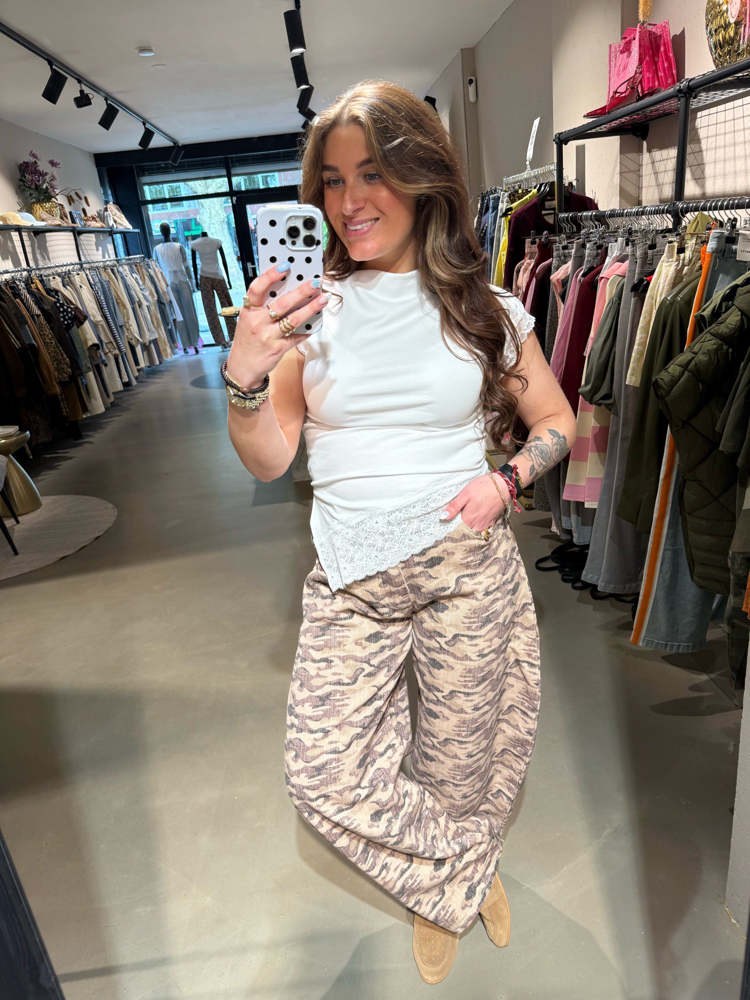 Nika camo balloon jeans beige/brown