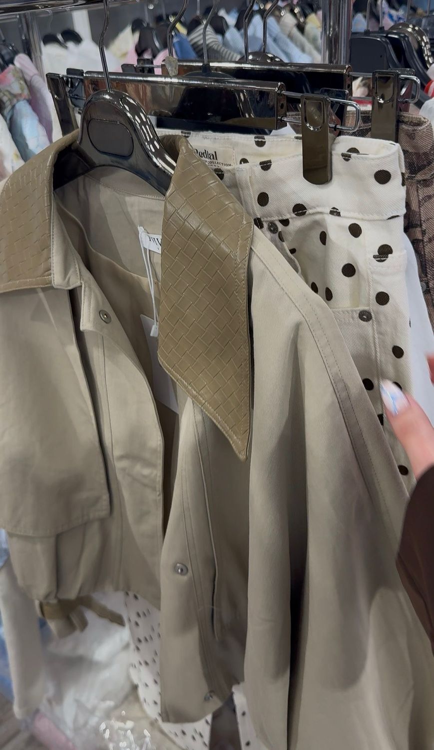 Yoni jacket beige