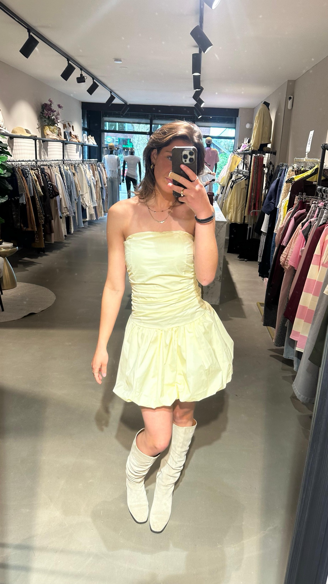 Sue little balloon strapless dress butteryellow