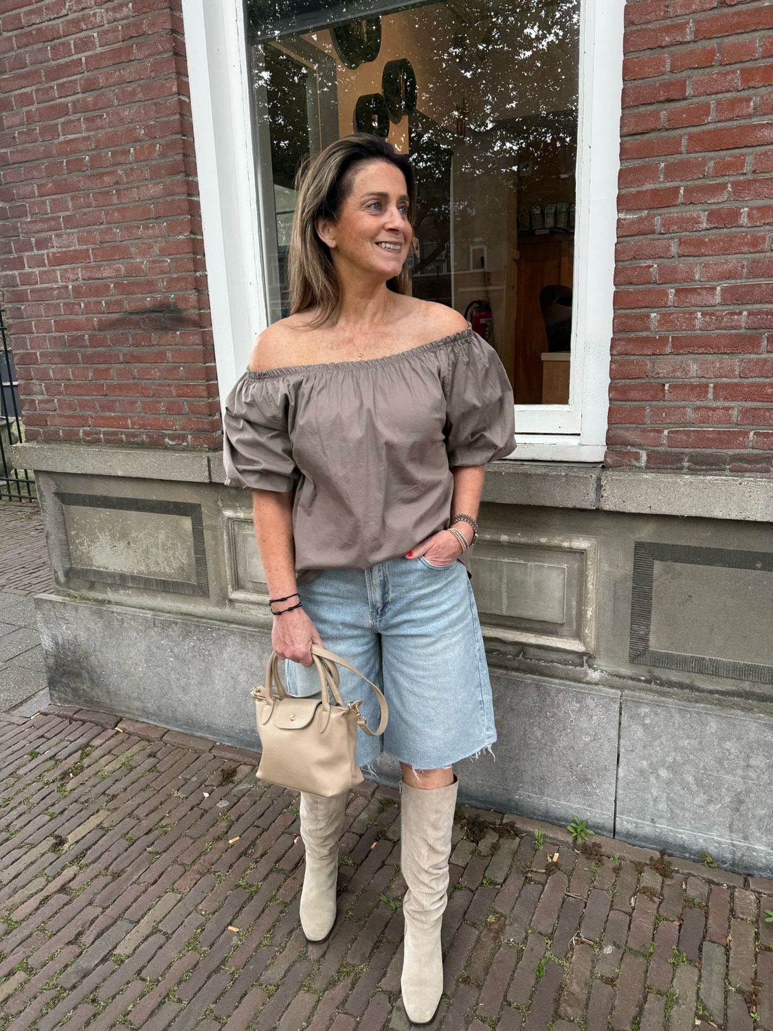 Evi strapless blouse taupe