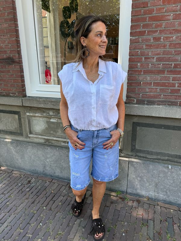 Brooke damaged baggy denim jort blue