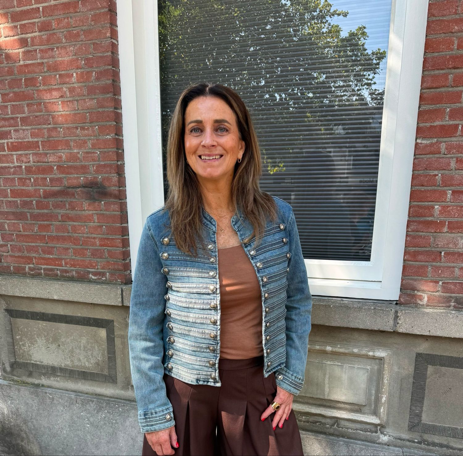 Nanda uniform jacket jeans