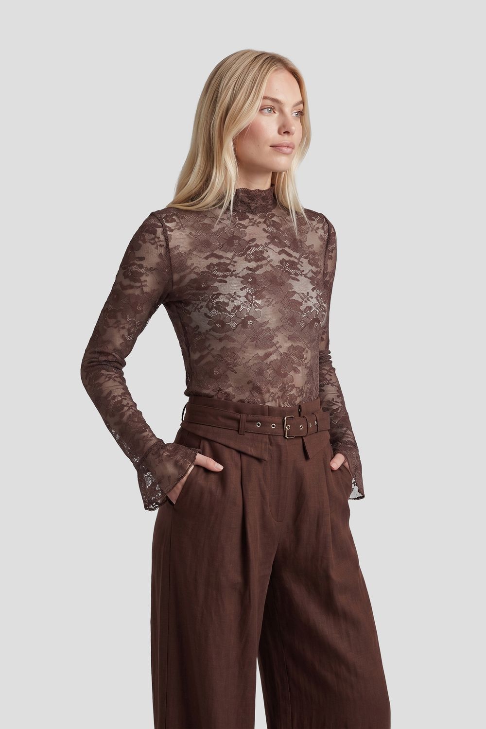 FLURESK Haily top lace dark chocolate FLURESK Haily top lace dark chocolate