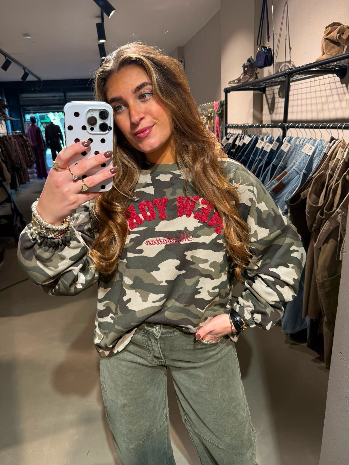 Gerry New York sweater army look Gerry New York sweater army look