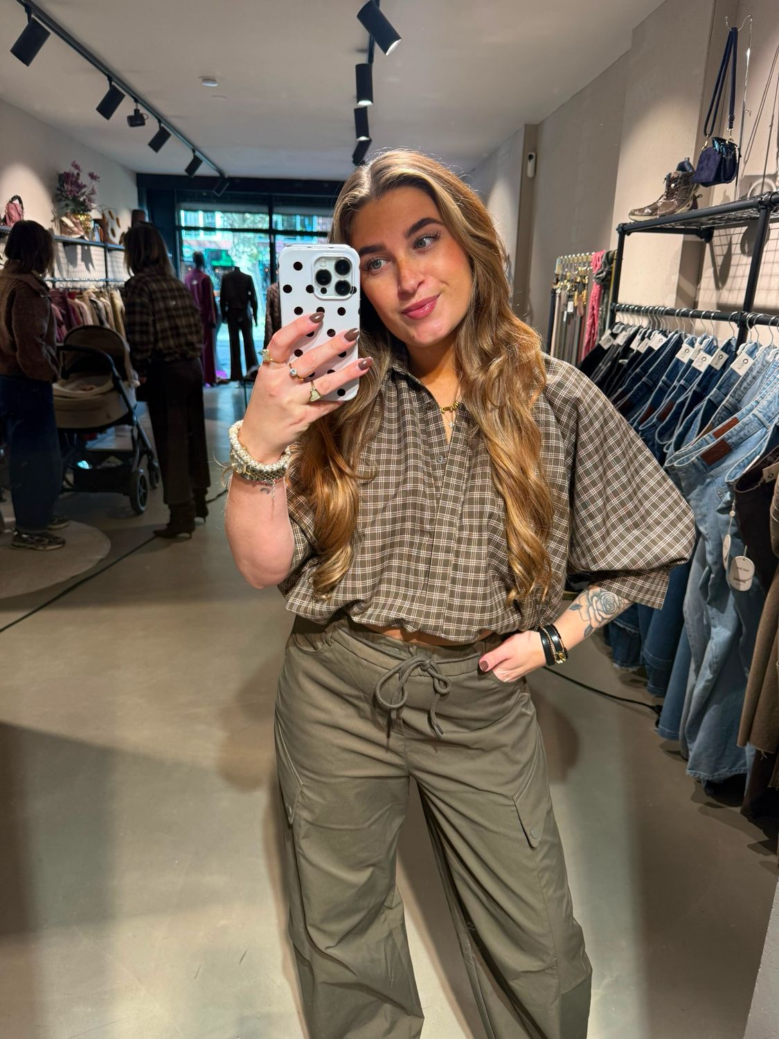 Hylke cropped balloon blouse ruit chocolate Hylke cropped balloon blouse ruit chocolate