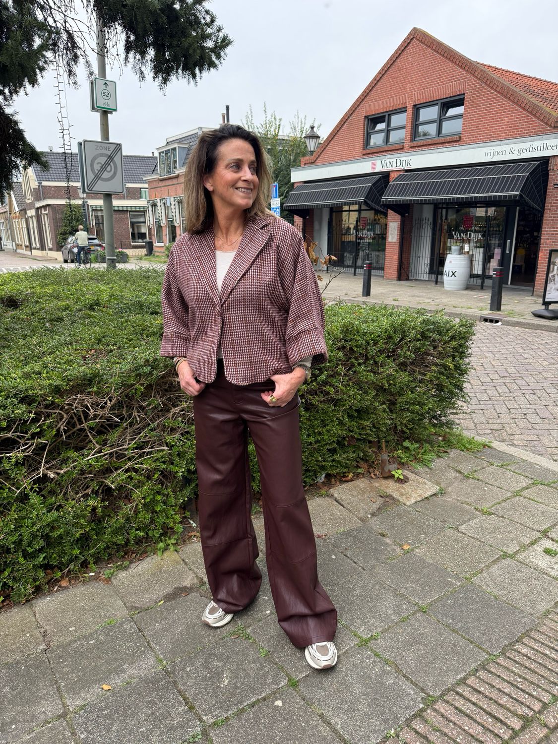 Nour cropped blazer ruit bordeaux