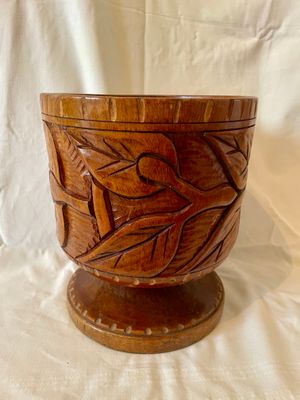 Cachepot in legno intagliato a mano - vaso vintage, artigianato etnico, decorazione rustica