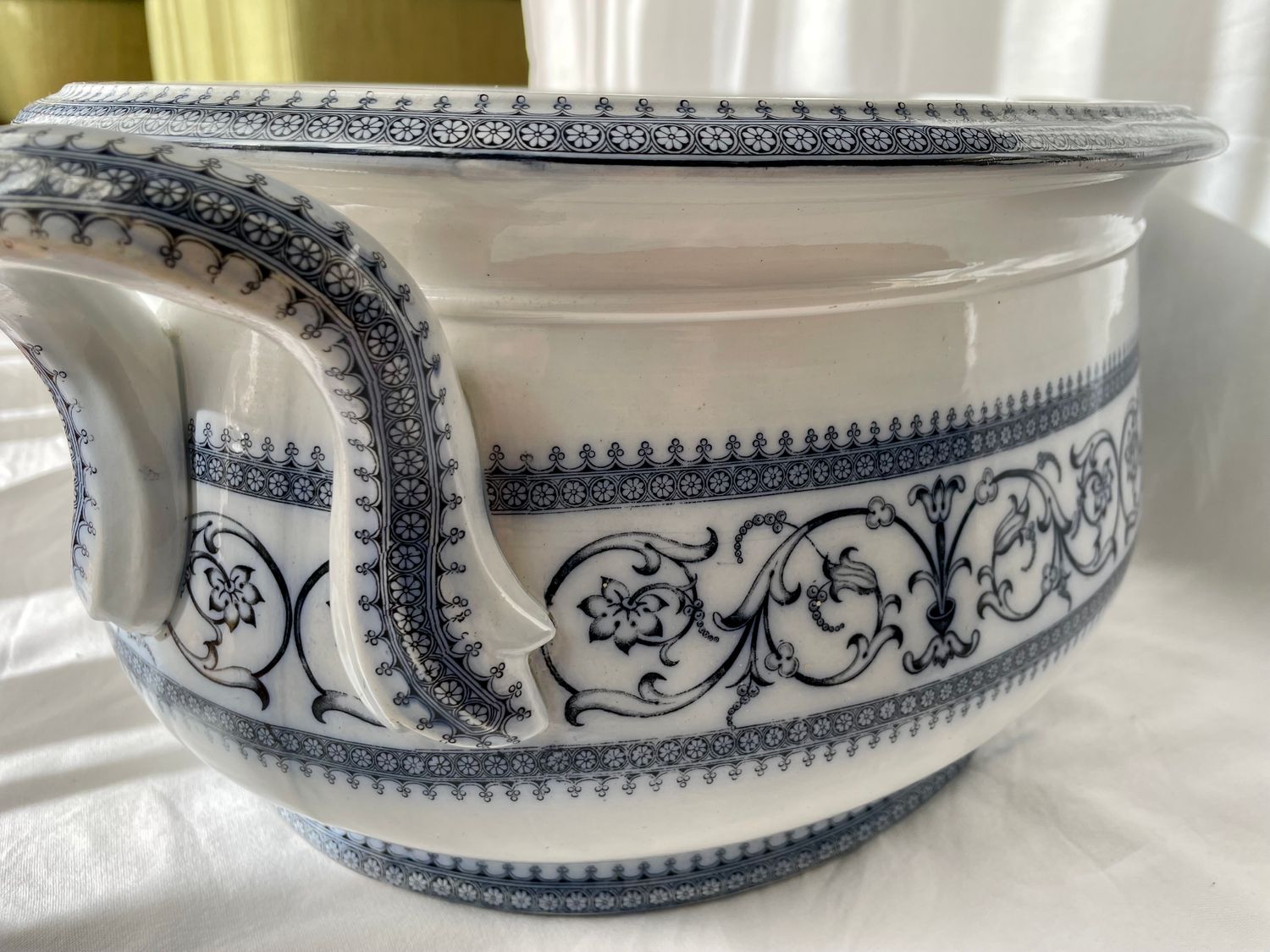 Grande bacile Villeroy &amp; Boch “Henri”, 1890 - 1910