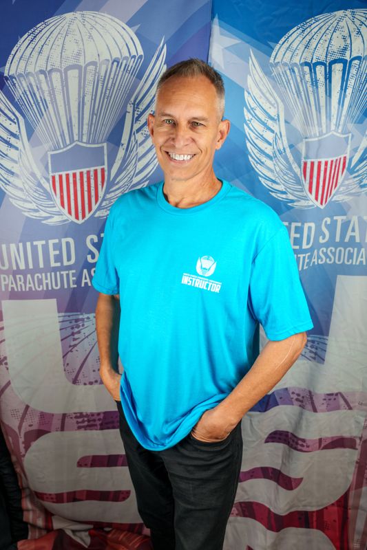 INSTRUCTOR District Perfect Tri Tee