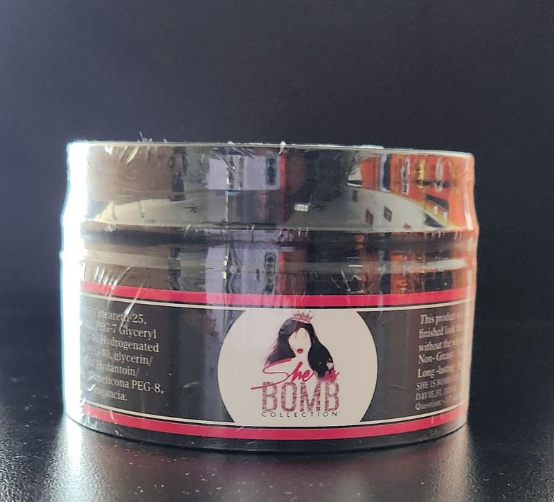 SHE IS BOMB EDGE CONTROL 7 oz