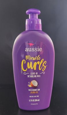 Aussie Miracle Curls Leave-In Detangling Milk 6.7 oz