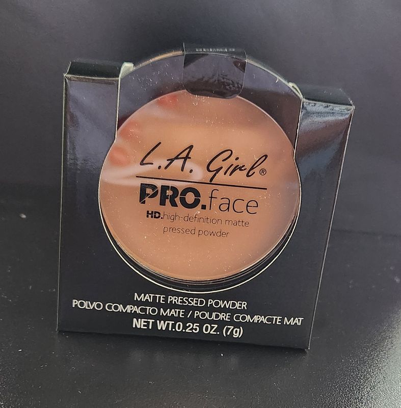L a girl powder 615