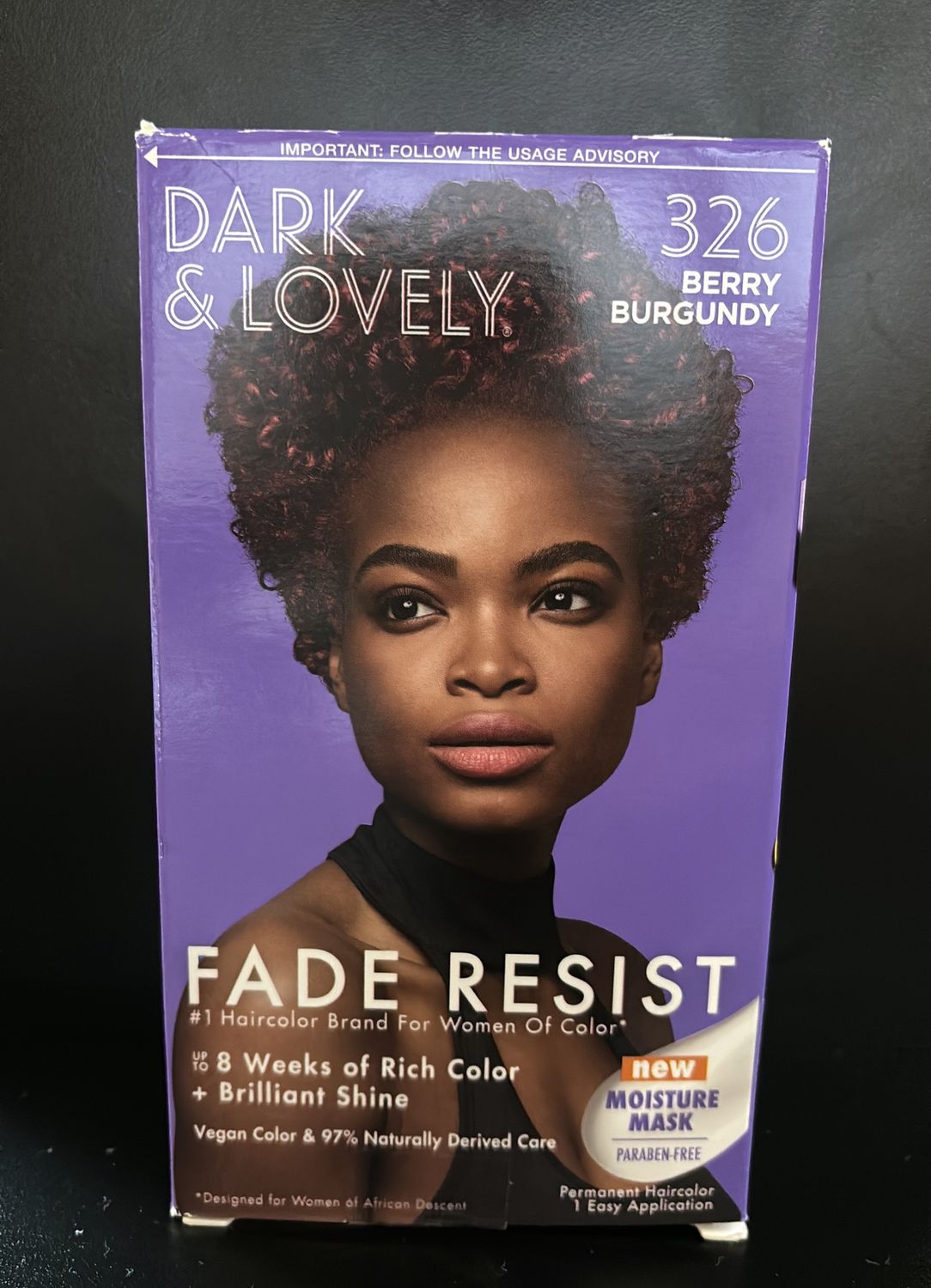 Dark and Lovely 326 fade resist hair color kit