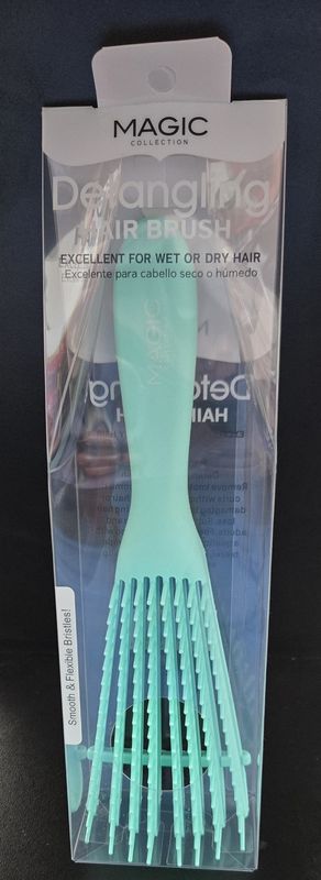 Magic detangling brush