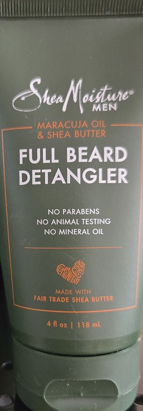 Shea moisture full beard detangler