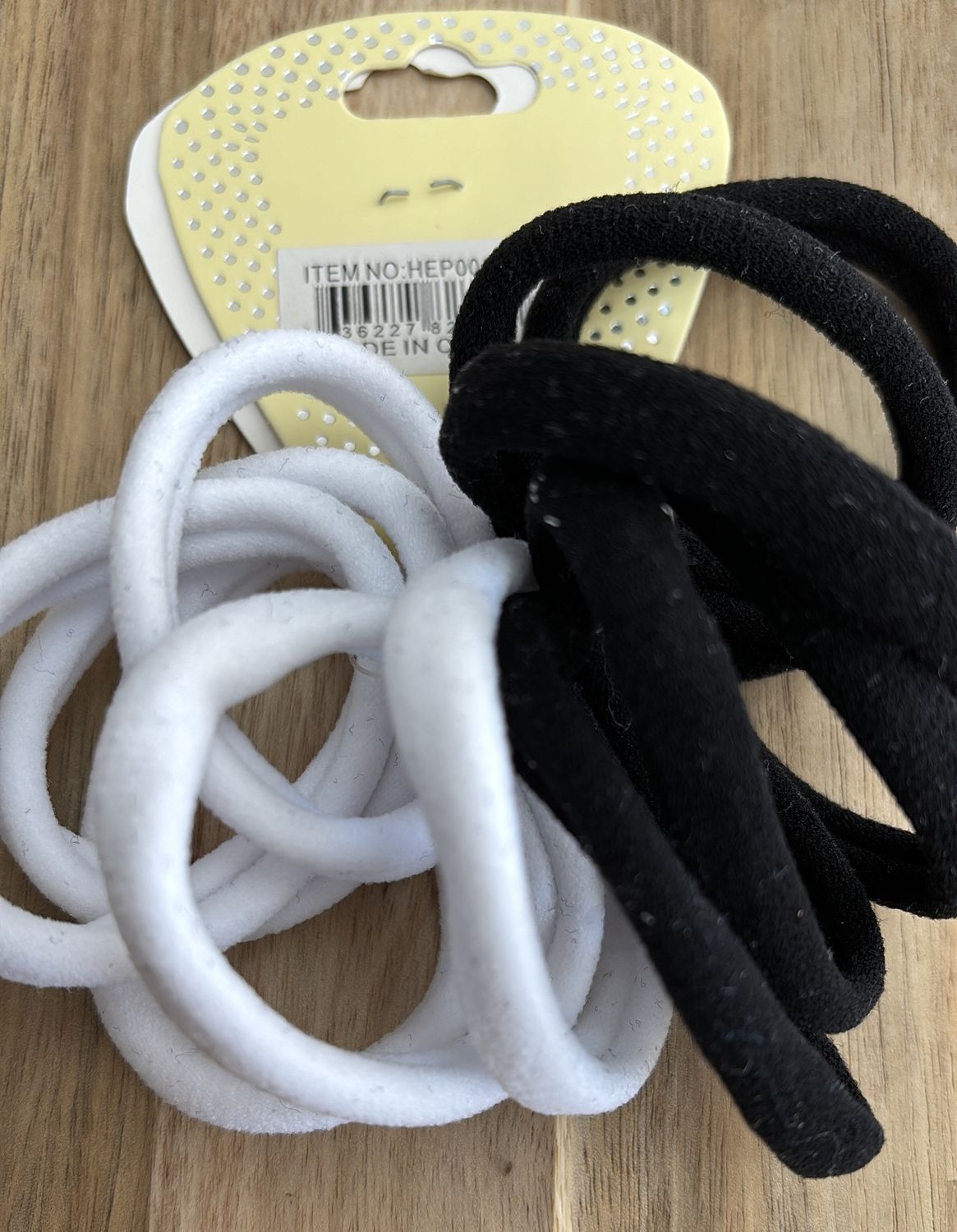 Hair accessories sm blk &amp; wh