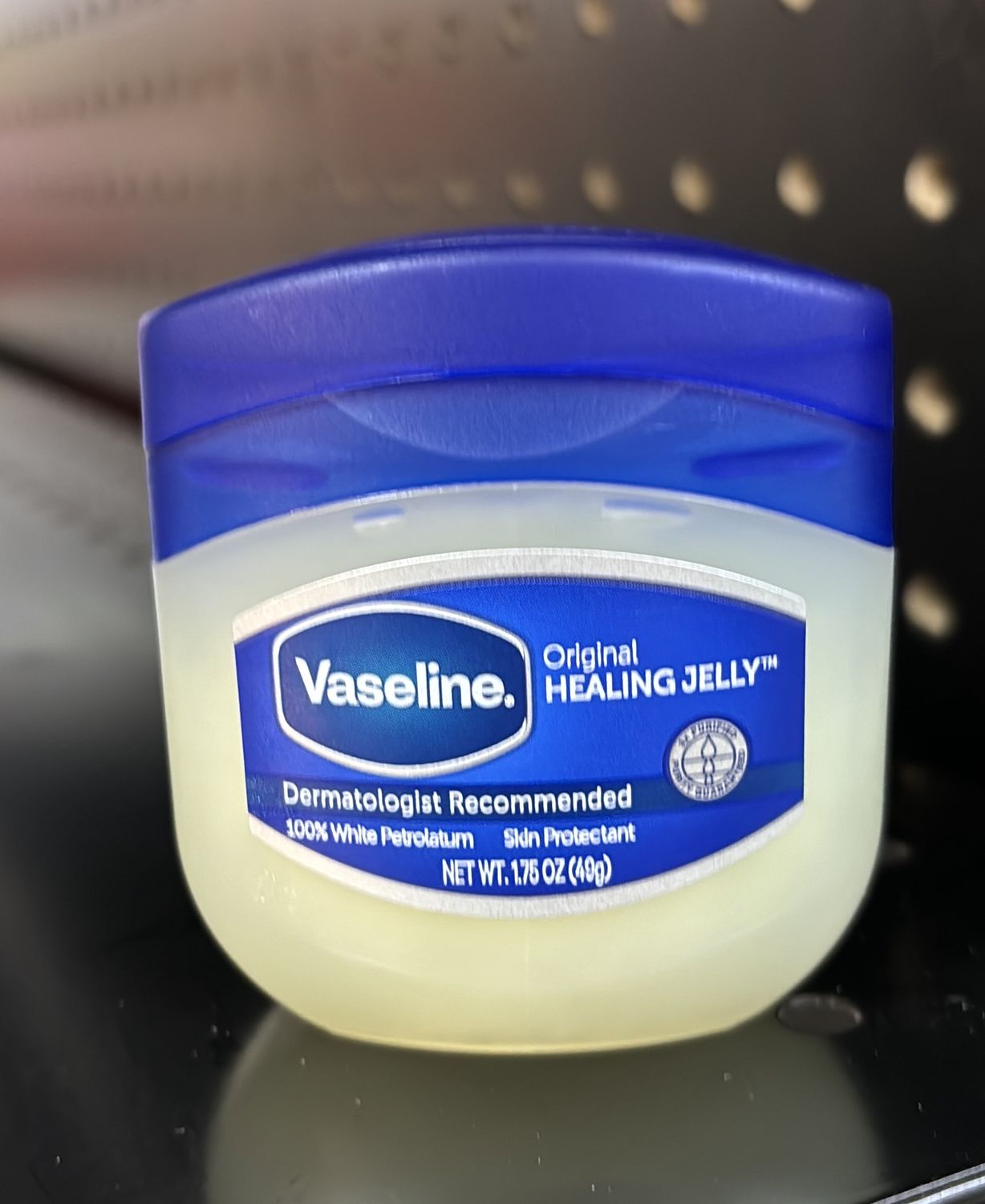 VASELINE PETROLEUM JELLY