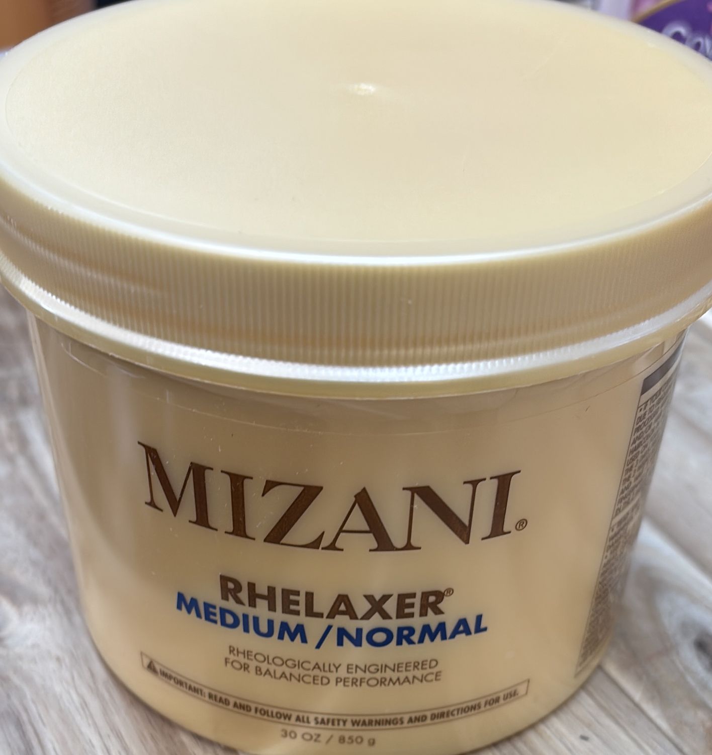 Mizani Medium/Normal Relaxer