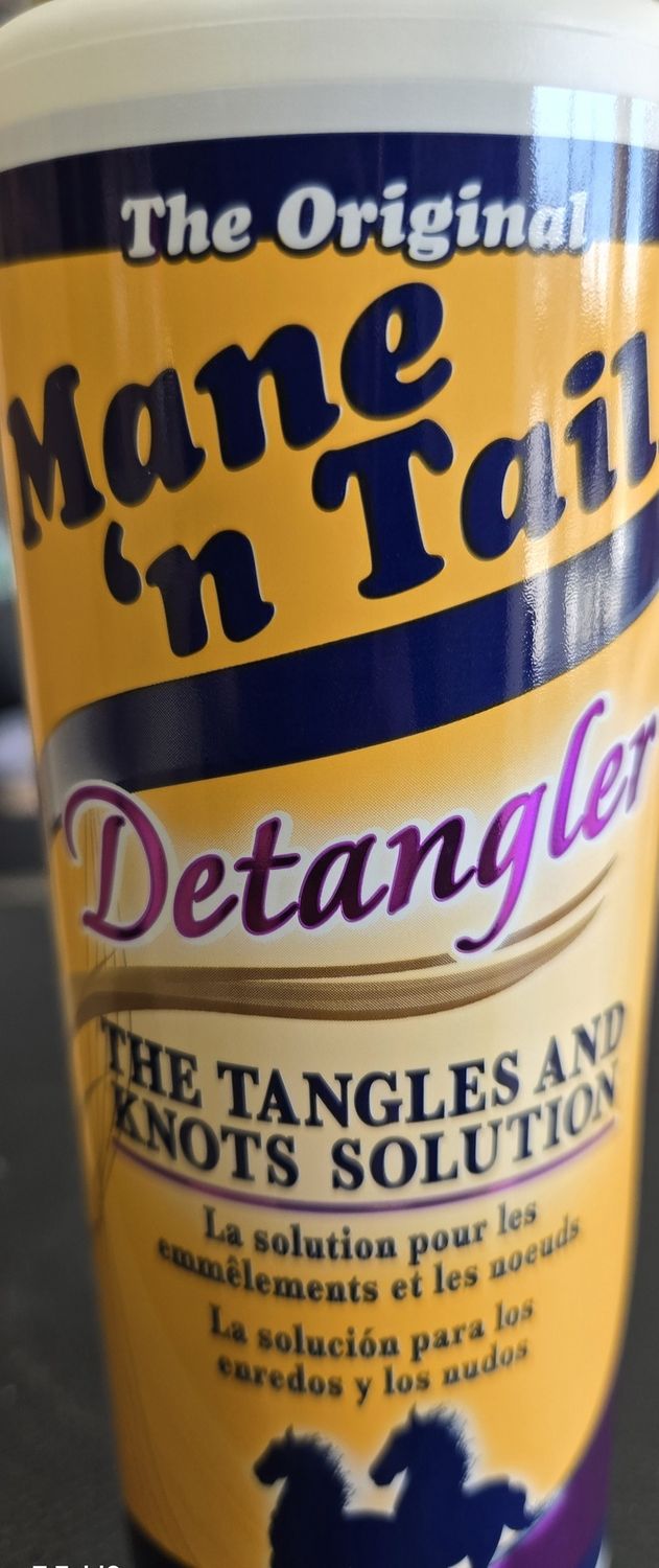 Mane n tail detangler spray