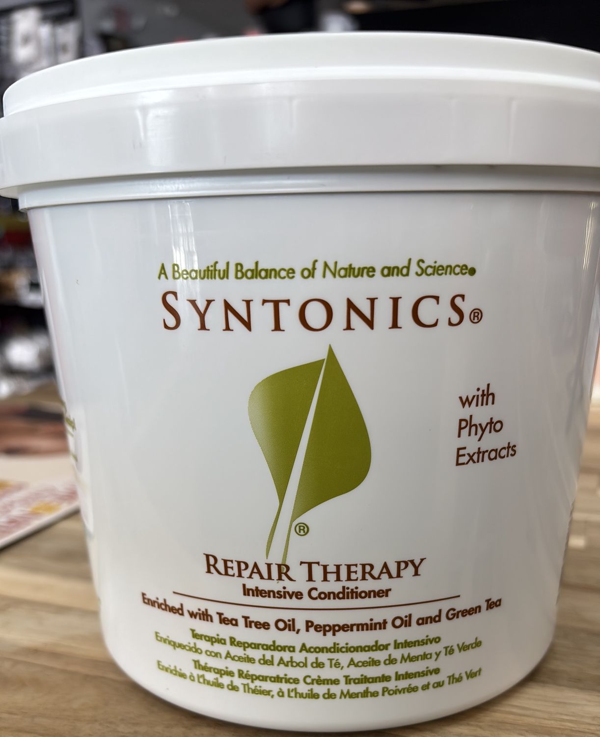 SYNTONICS