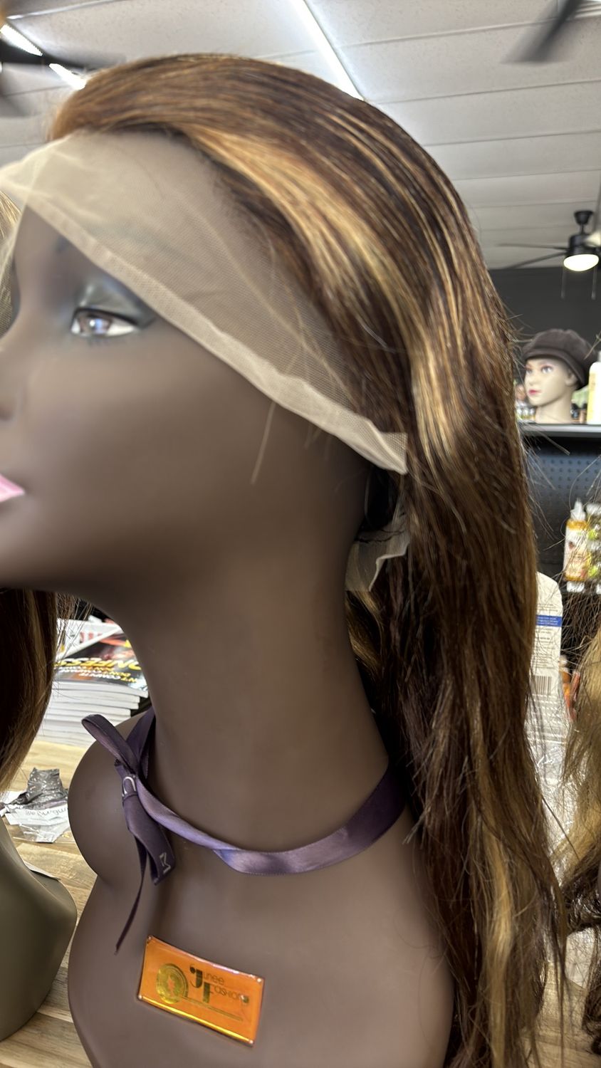 22” straight highlighted lace front