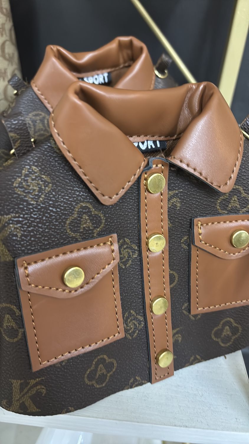 Stylish women’s crossbody bag