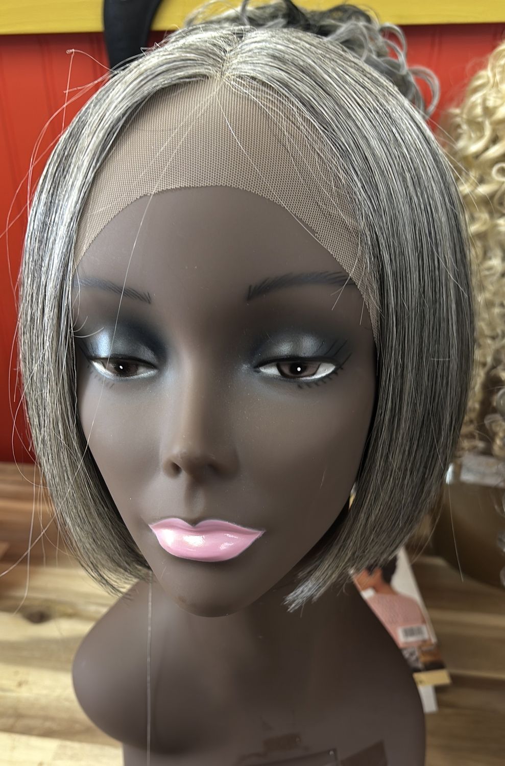 Magic Lace Bob I Part 3T/44