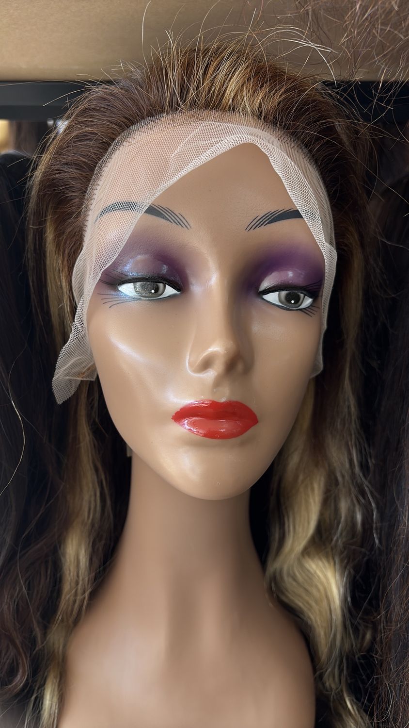 20” curly highlighted lace front