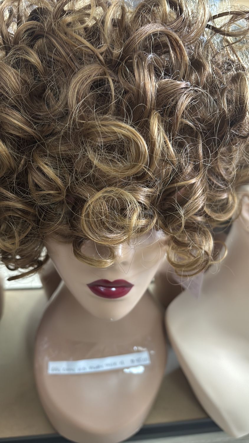 Afro curly wig fluffy style 4