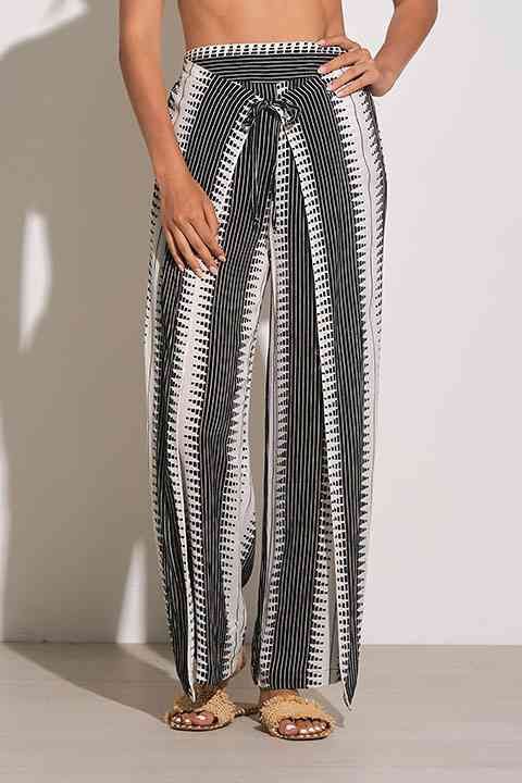 In Black and White Wrap Pant, Size: S