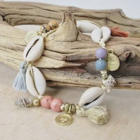 Tassle Cowrie Bracelet