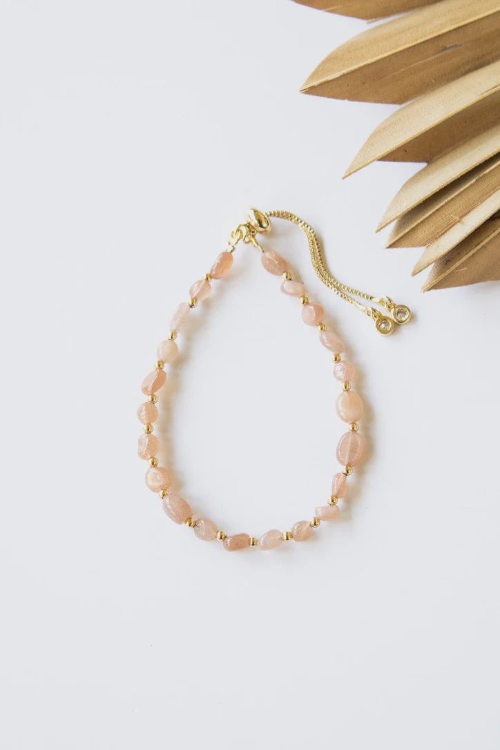 Natural Stone Adjustable Pull Bracelet, Material: ROSE QUARTZ