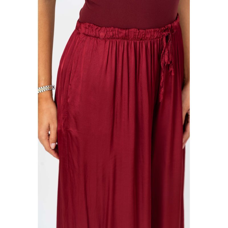 Ballon Hem Satin Pant OS, Colour: WINE